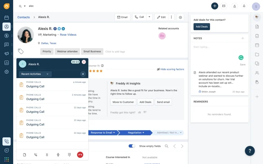 Contact profile in Freshsales shows the feature-rich in-app caller, call recording, and call masking.