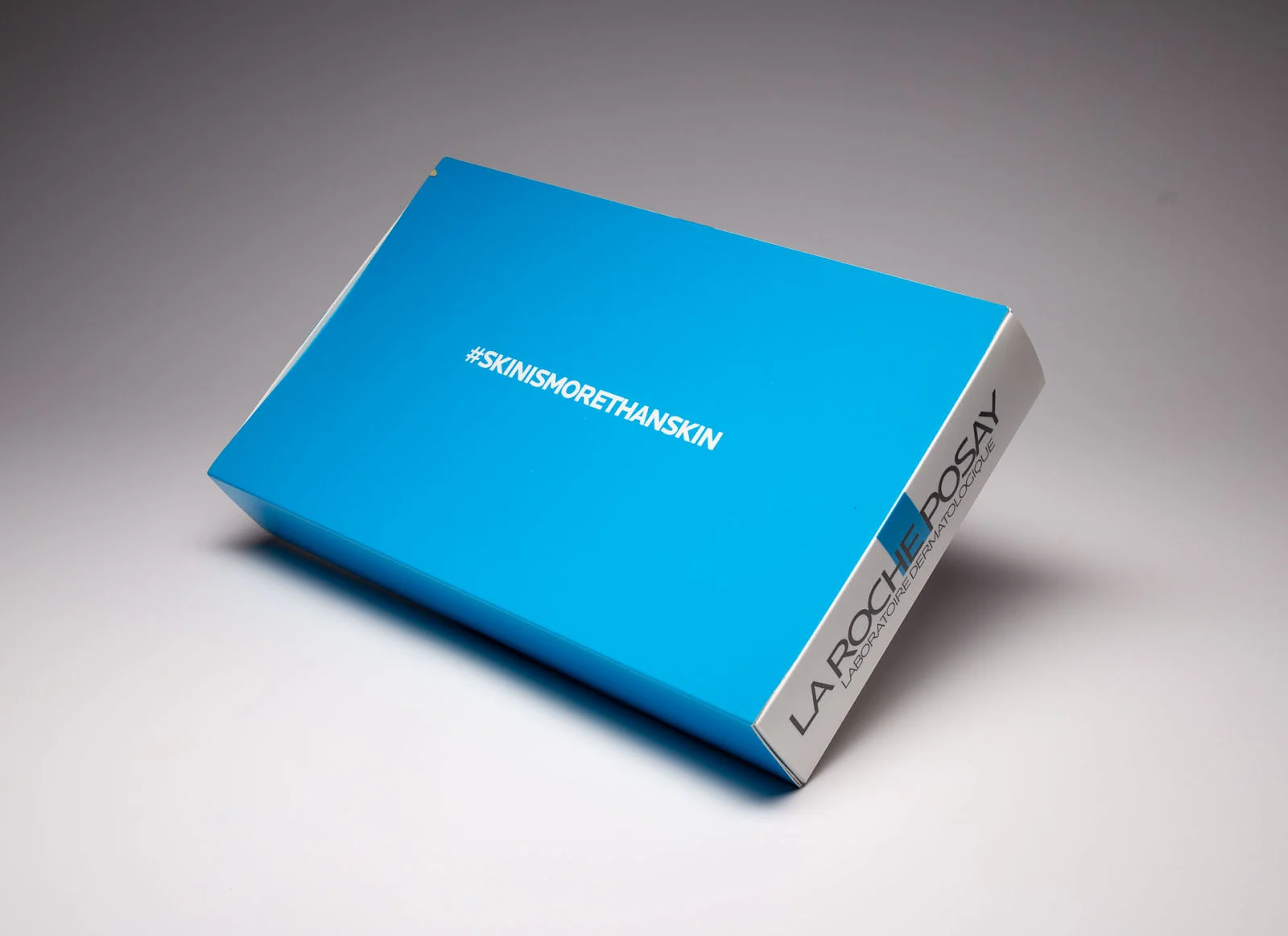 La Roche-Posay custom box #skinismorethanskin.